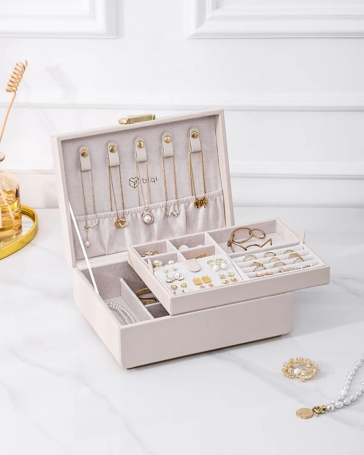 2 Layer Jewelry Box for Women, Jewelry Organizer with Removable Tray, Gold Handle, Jewelry Storage for Necklace Bracelet Earrings Rings, Cream White
