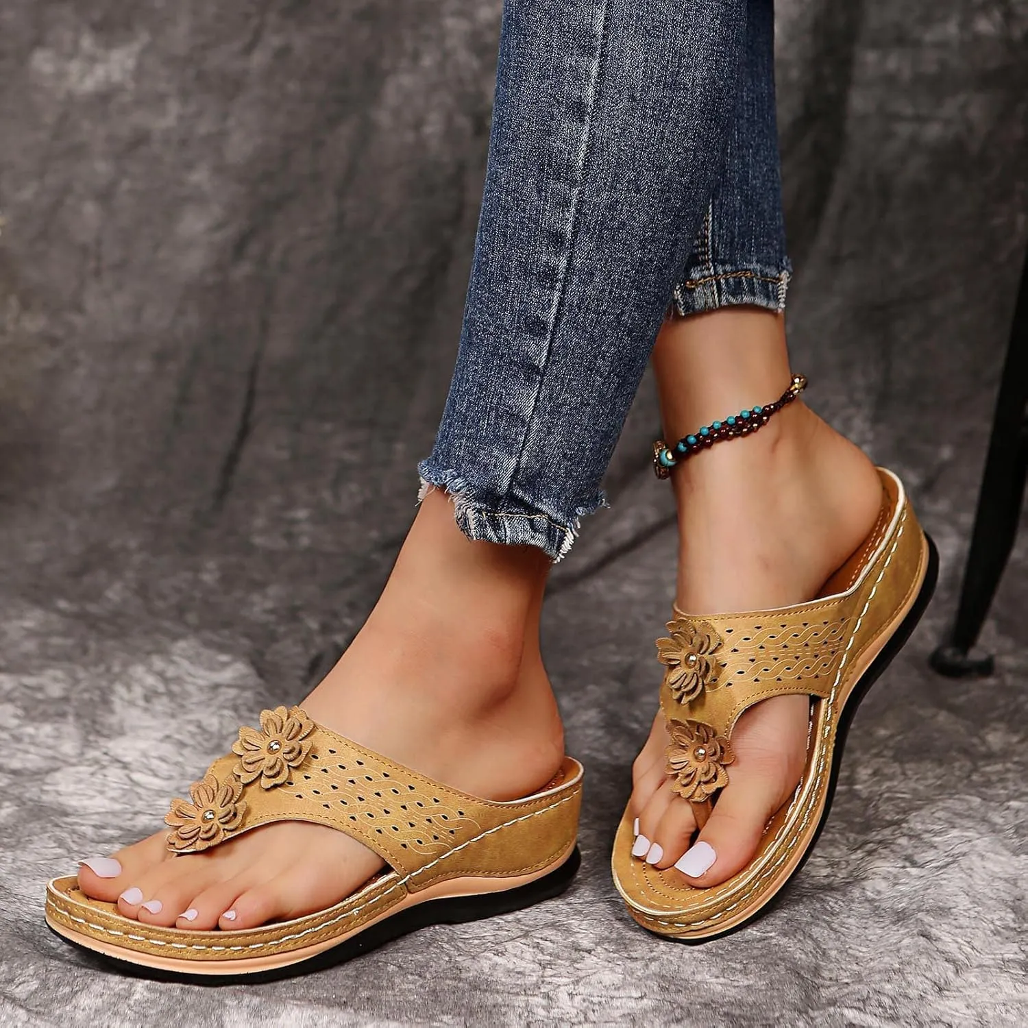 Eduavar Orthopedic Sandals for Women, Flat Sandals for Women Summer Open Toe Flip Flops Sandals Summer Beach Sandals Slippers