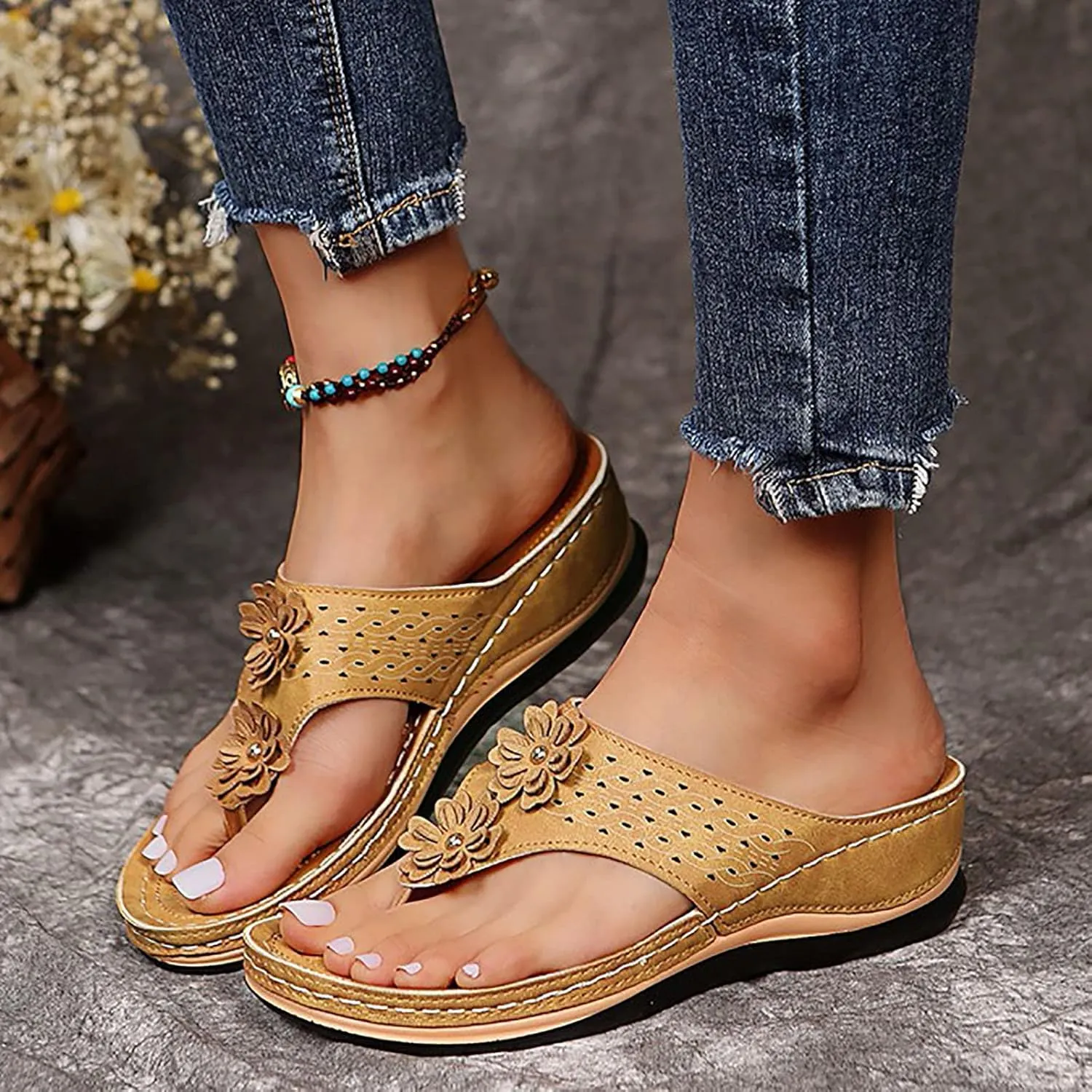 Eduavar Orthopedic Sandals for Women, Flat Sandals for Women Summer Open Toe Flip Flops Sandals Summer Beach Sandals Slippers