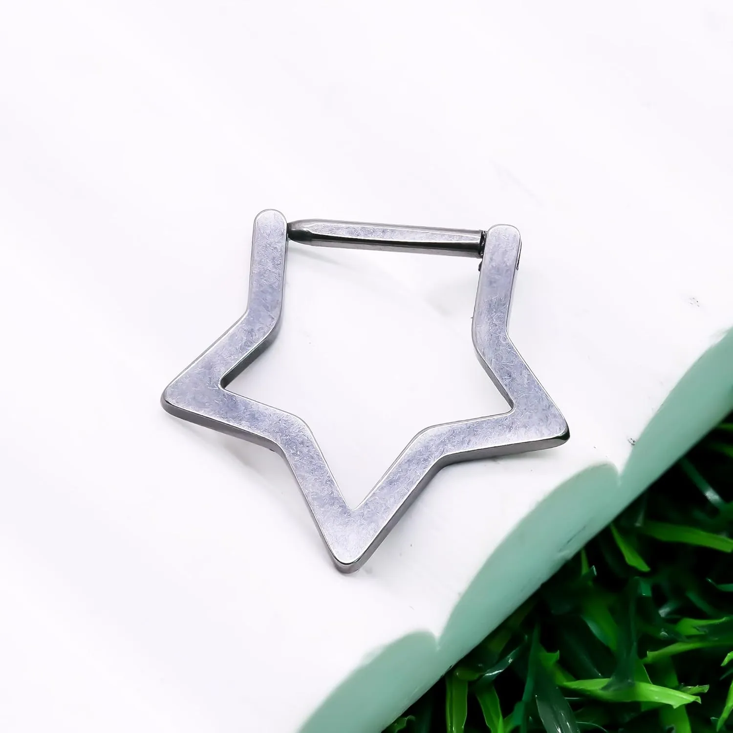 G23 Titanium Septum Ring Star Septum Jewelry CZ Daith Piercing Jewelry Star Septum Clicker Conch Piercing Jewelry Helix Earring for Women Man