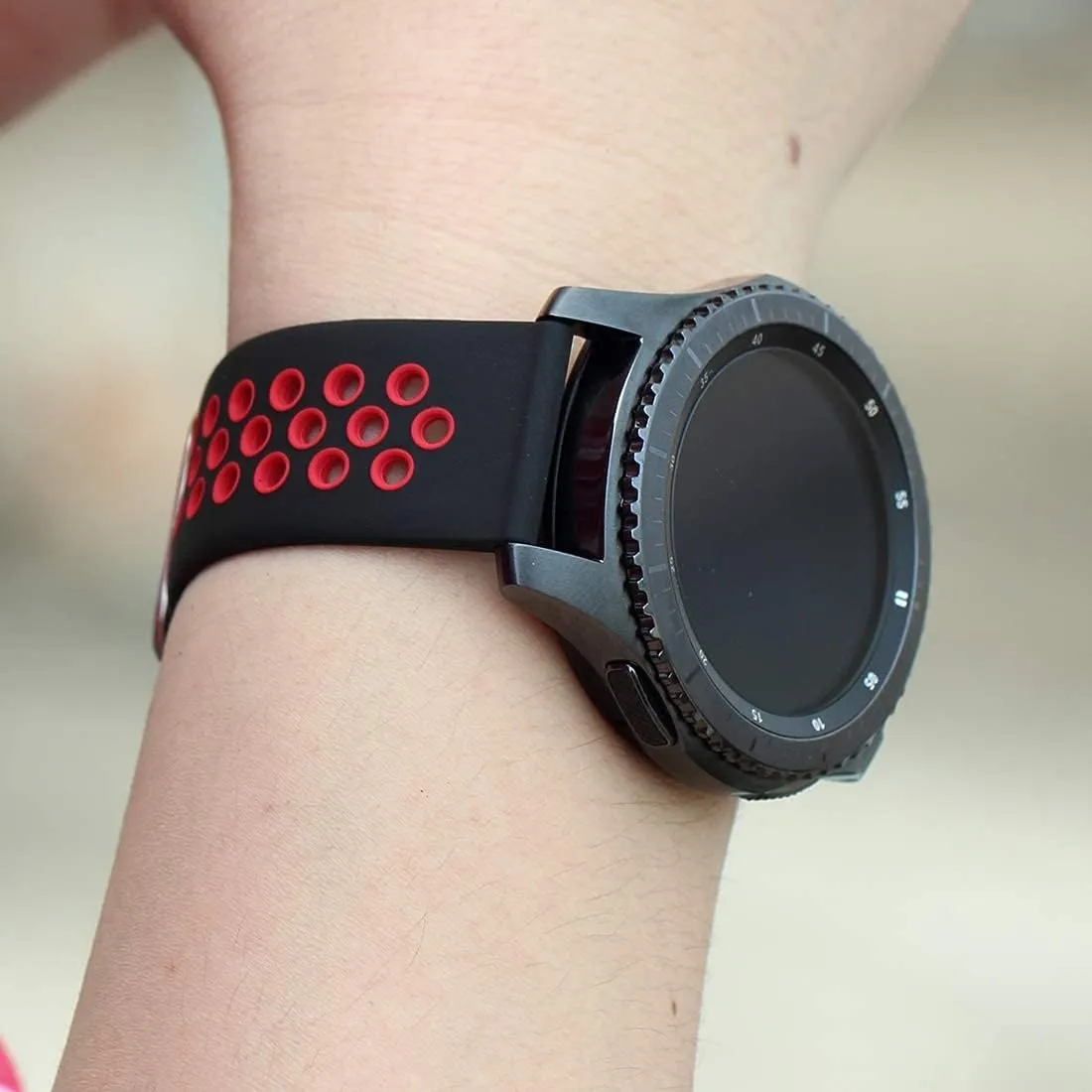 Gizmo Watch Band Replacement for Kids, 20mm Quick Release for Men and Women, Soft Silicone With Air Holes