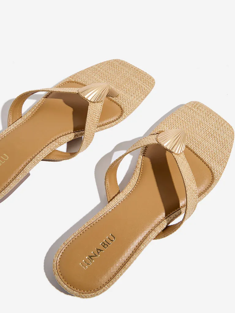LUNA BLU Beige Seashell Detailed Flip-Flop