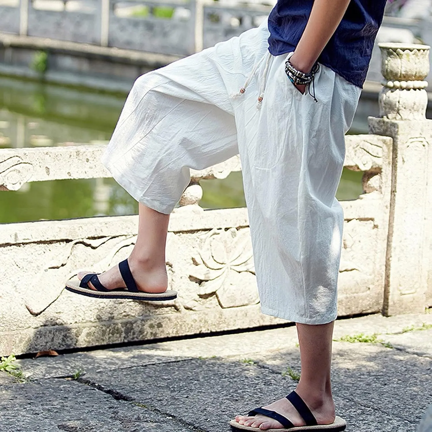 Mens Capri Pants Relaxed-Fit Loose Pants Elastic Drawstring Waist Pants Summer Fashion Casual Cropped Pants Harem Pants