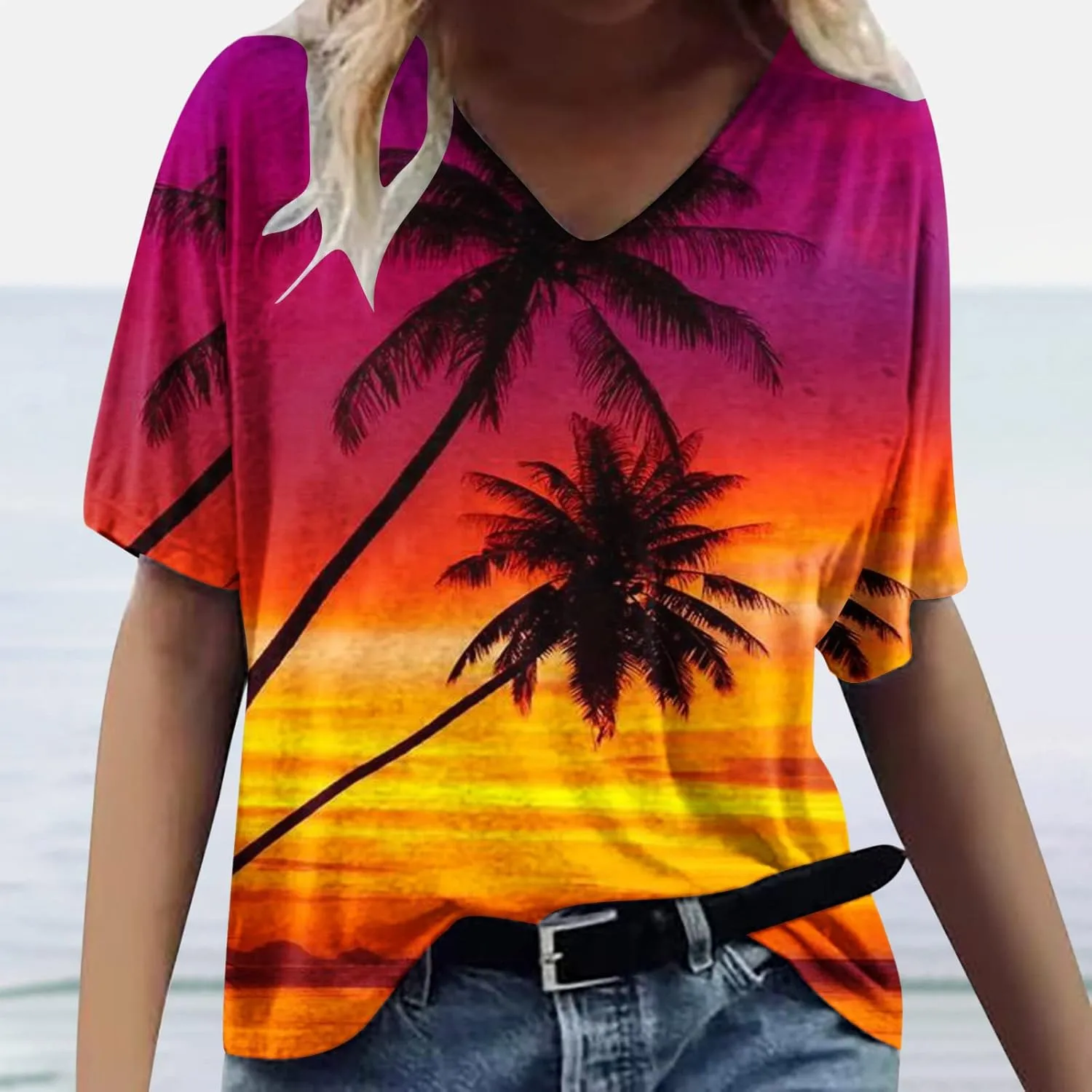 Mzkdieey Sunset Palm Tree Shirts for Women Hawaiian Summer T-Shirt Vintage Short Sleeve V Neck Tees Vacation Beach Tops