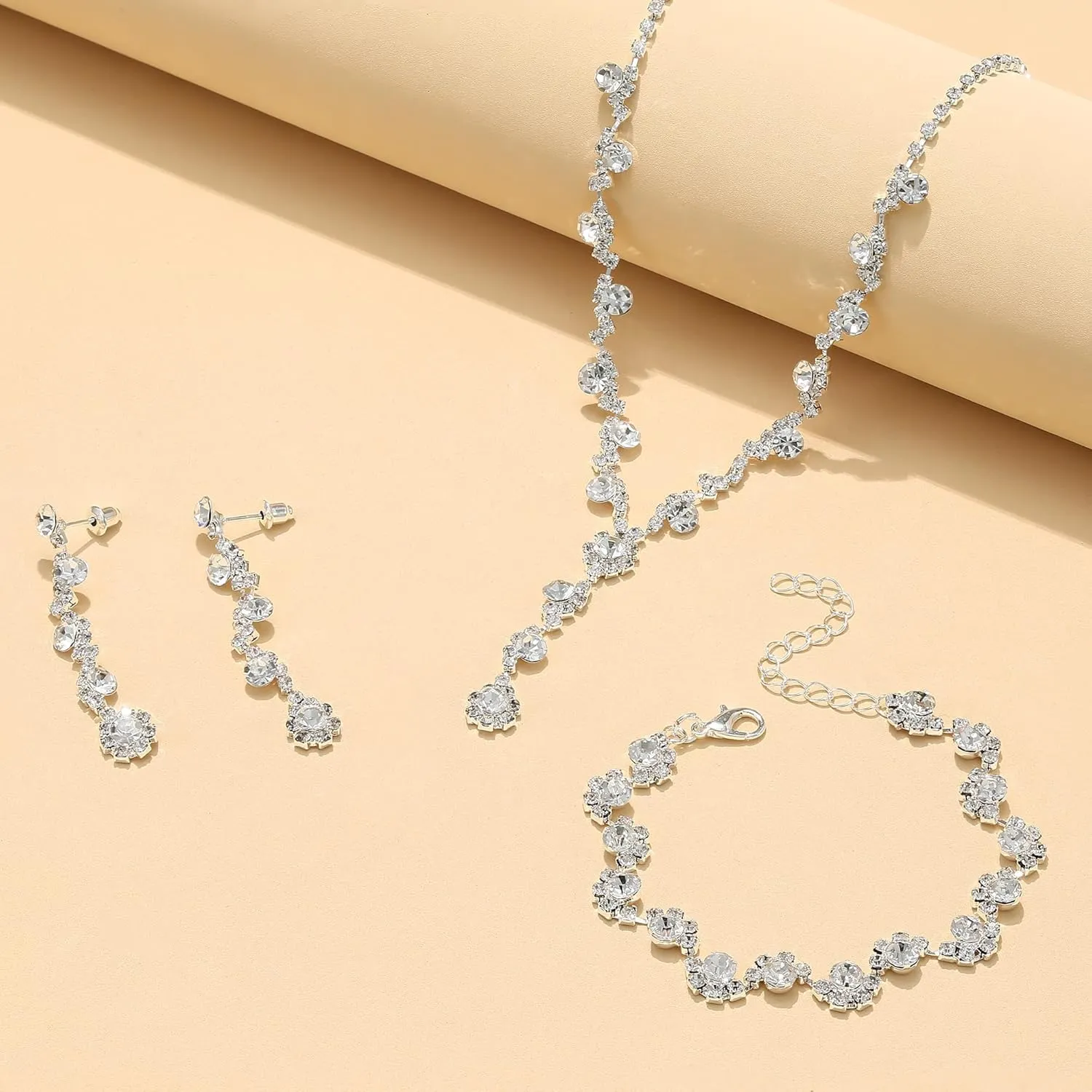 Prom Jewelry Sets Silver Bride Jewelry Set for Wedding Bridesmaid Accessories Necklace Earrings Bracelet Set Elegant Crystal Wedding Prom Jewelry for Women