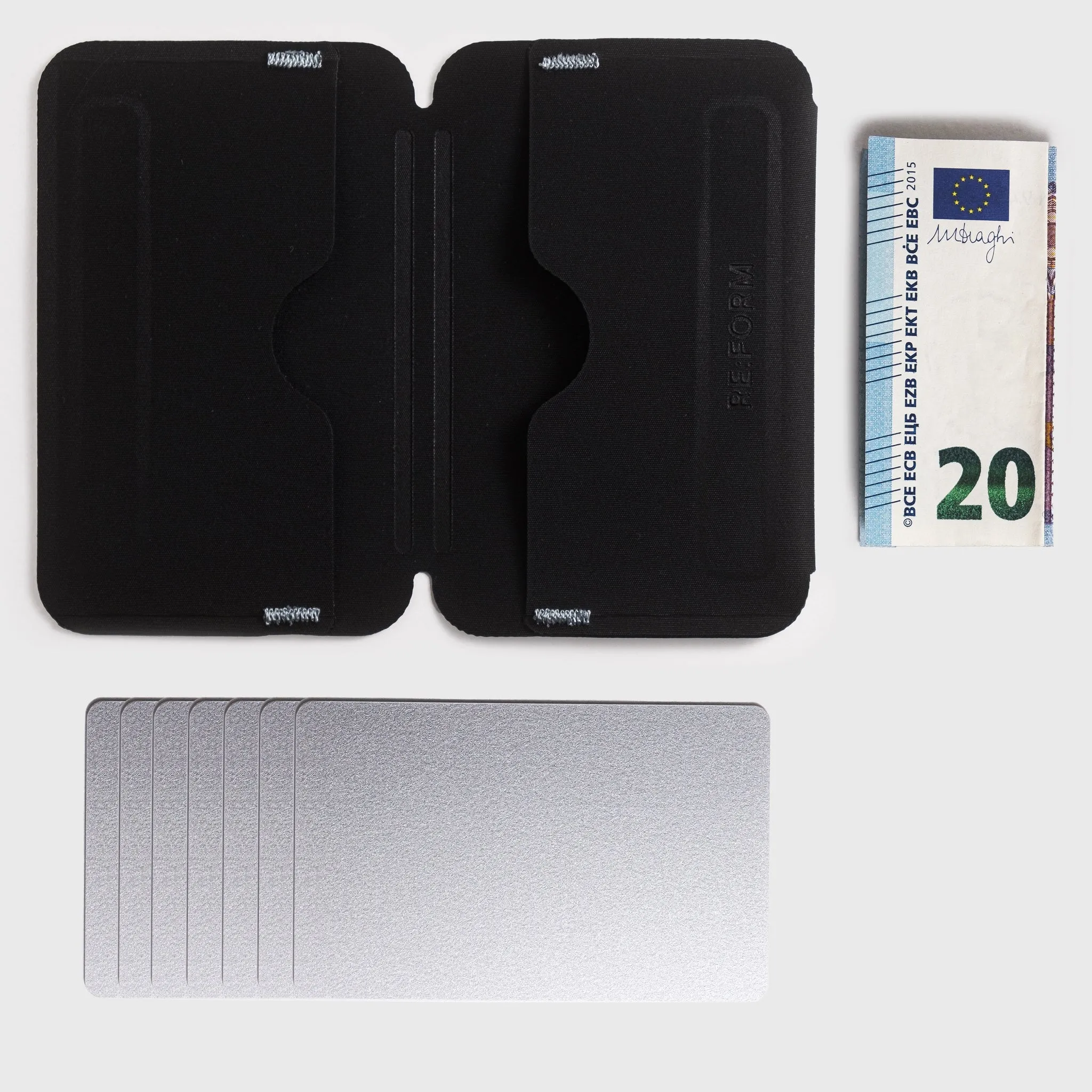 RE:FORM® RE:02 (CARD HOLDER)