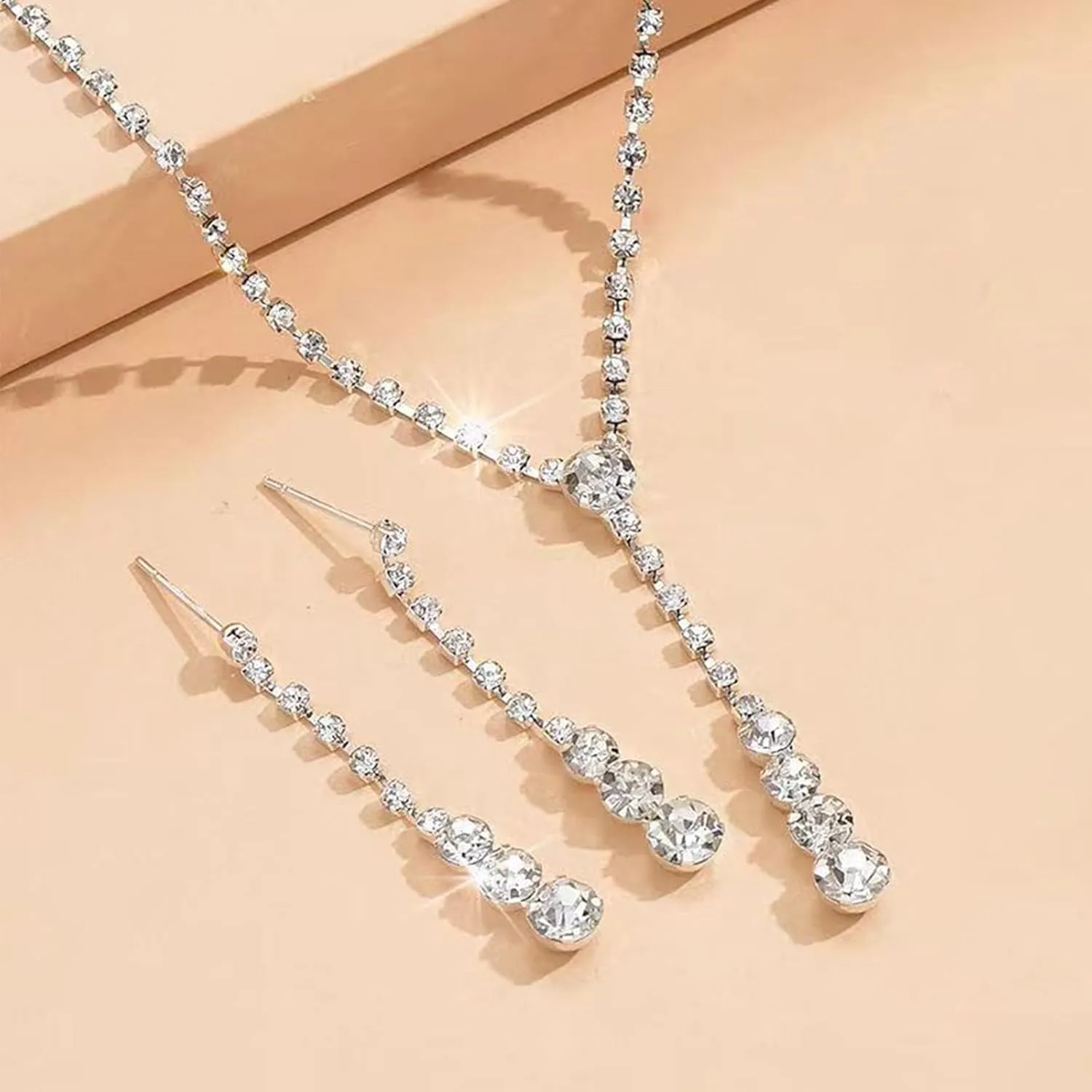 Roe Dolph Silver Jewelry Set Prom Necklace Bracelet Earrings Rhinestone Costume Jewelry for Women Bridal Jewelry Set for Wedding Prom Dresses 2025