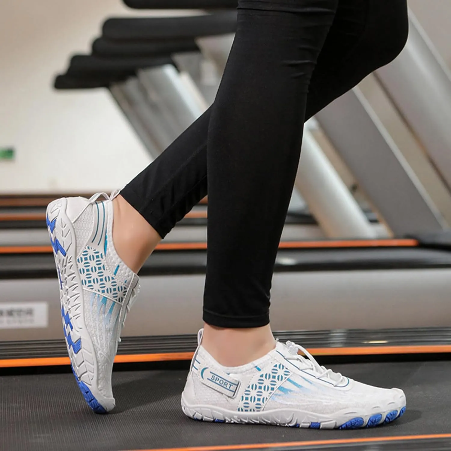 Slip on Walking Shoes Women Dressy Knitted Non Slip Vintage Wide Running Shoes Breathable Gym Workout Shoes Ladies 2024 Fashion Sneakers
