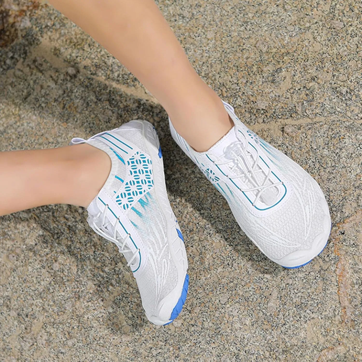 Slip on Walking Shoes Women Dressy Knitted Non Slip Vintage Wide Running Shoes Breathable Gym Workout Shoes Ladies 2024 Fashion Sneakers