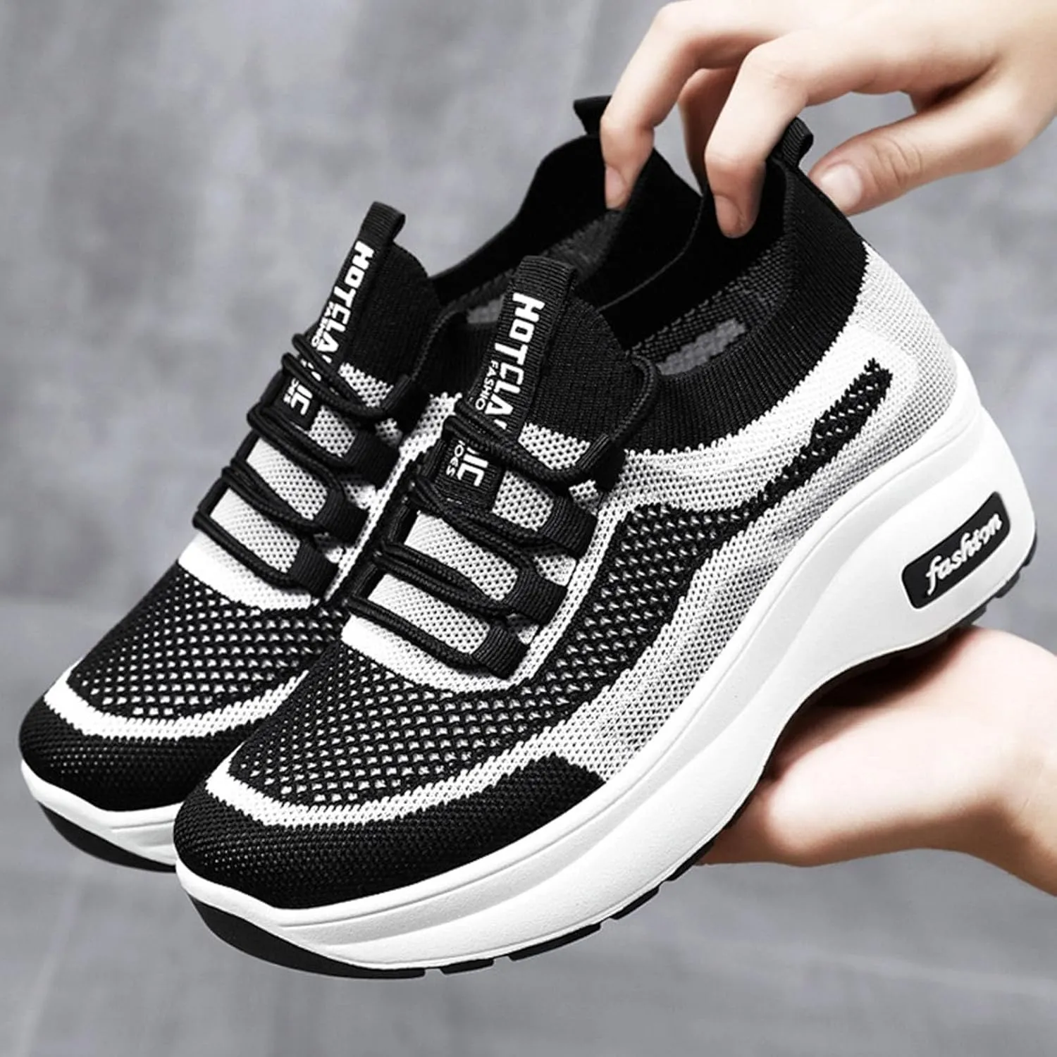 Women's Slip on Walking Shoes Non Slip Memory Foam Running Shoes Wide Width Breathable Mesh Sports Workout Tennis Shoes Ladies 2024 Fashion Sneakers