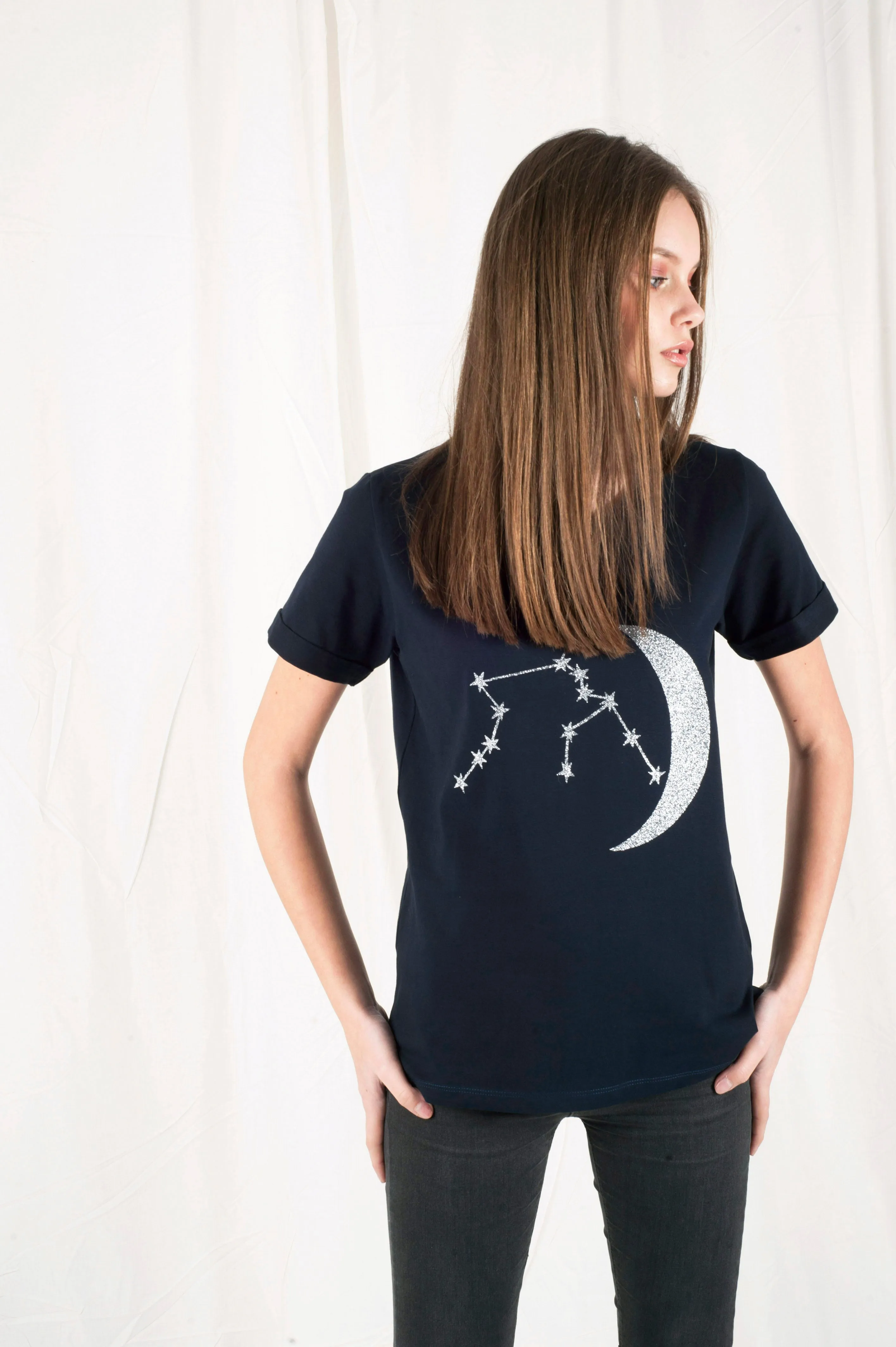 ZODIAC Tshirt- AQUARIUS
