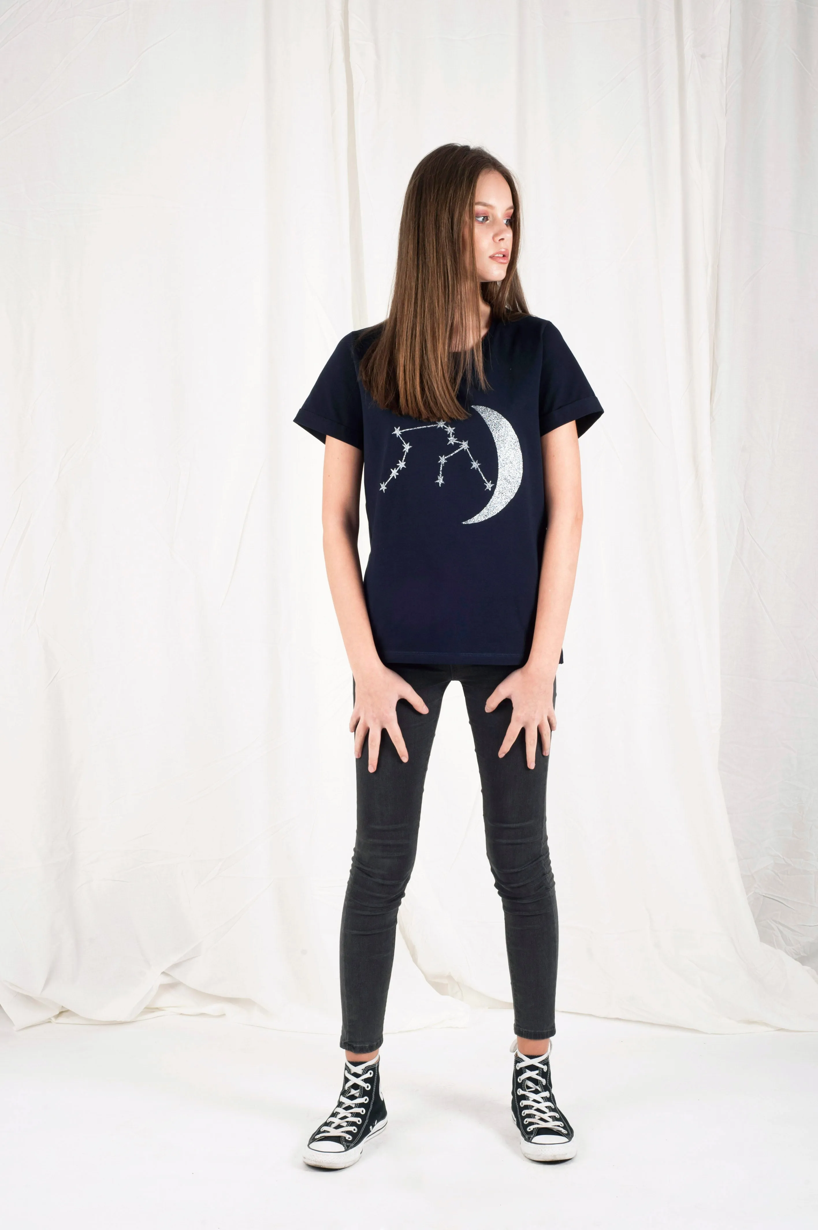 ZODIAC Tshirt- AQUARIUS